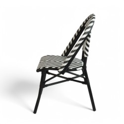 Chaise de restaurant tressé noir et blanche motif chevron structure aluminium noir