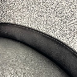 Chaise d'intérieur VERONE - Similicuir Noir et Tissu Gris