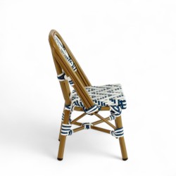 chaise de terrasse parisienne ALMA structure aluminium couleur rotin tressage chevrons bleu et blanc