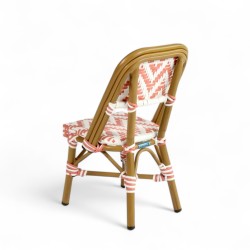chaise de terrasse bistrot parisien en aluminium et tressage polyrotin ALMA rose et blanche