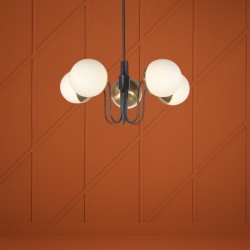 Lustre BISTRO - Métal noir et doré - 5 Globes Blancs Opalins
