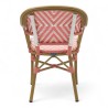 fauteuil extérieur restaurant bayonne rotin tressage rose et blanc
