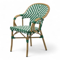 fauteuil extérieur restaurant bayonne rotin tressage vert et blanc