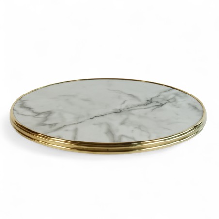 Plateau de table rond brillant marbre Calacatta, cerclé en laiton doré massif et mouluré