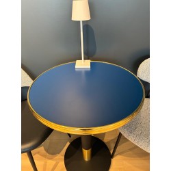 Plateau de table bistrot tradition couleur Bleu Marine, cerclage mouluré doré en laiton massif