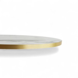 Plateau de table rond brillant marbre Calacatta, chants pvc dorés élégant Bistromania