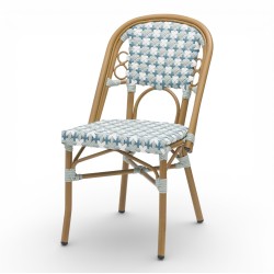 chaise de terrasse parisienne rotin BOURBON, de couleur Blanche, Bleue clair et grise. Mobilier de qualité professionnelle.